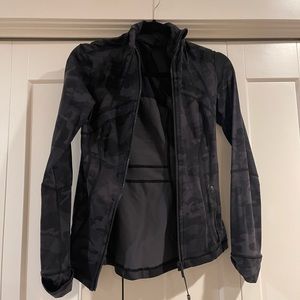 Lululemon define zip up